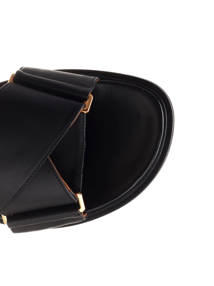 Marni Fussbett Sandals - Black | 156156132dea04580f71e3d5076c67b192001e21