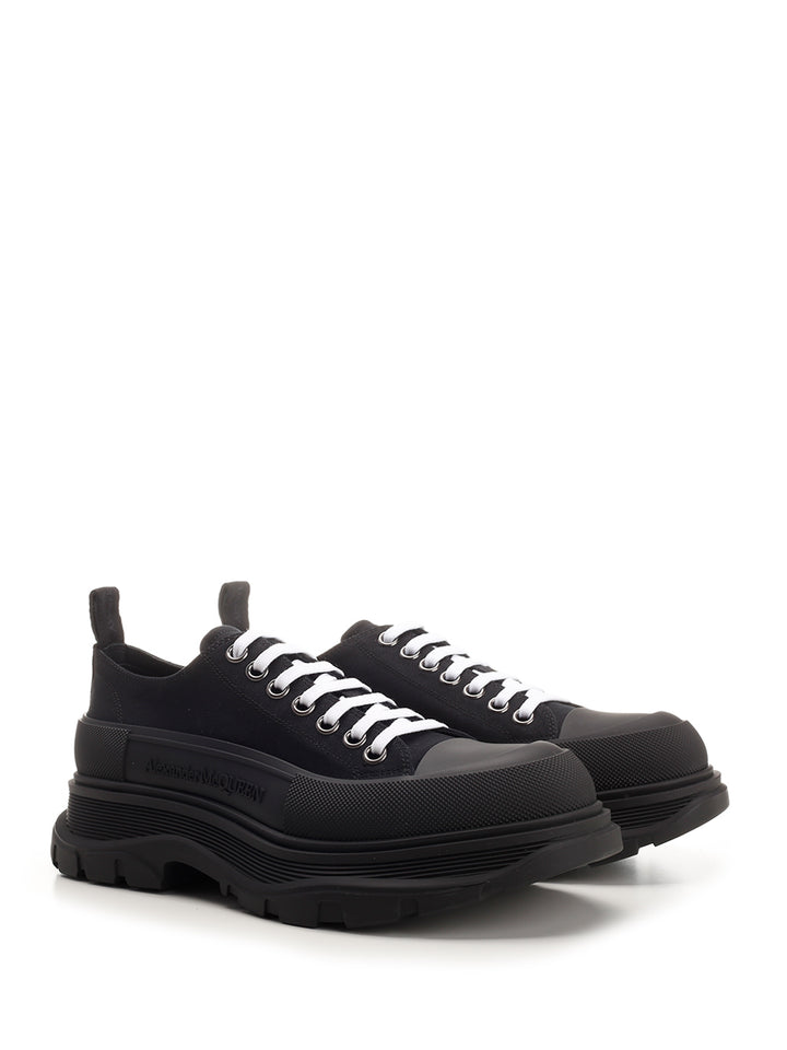 Mcqueen Tread Slick Lace-Up Shoes - Black | d26476c49edfc40ee996938c131a89d526d08d61