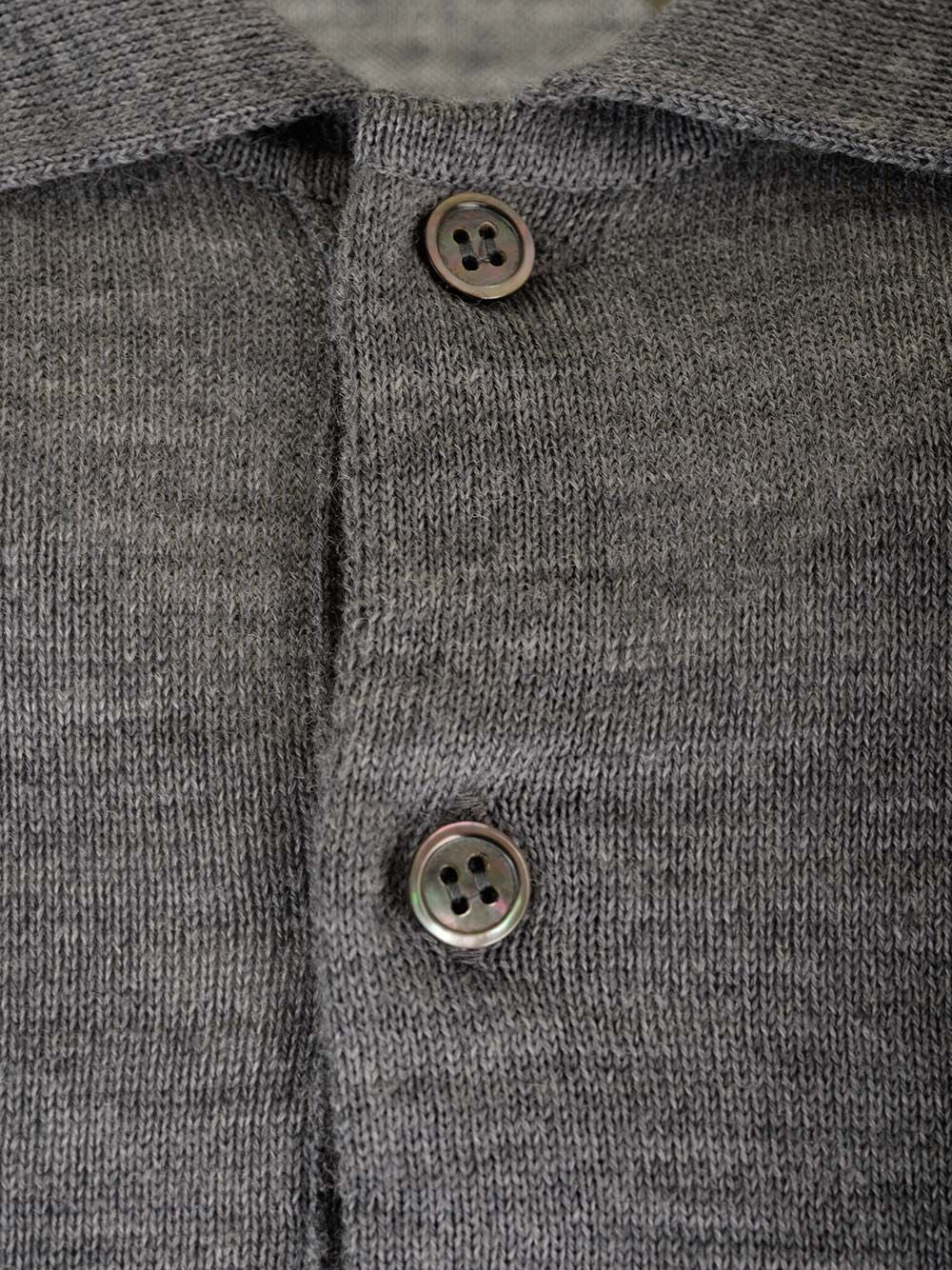Comme Des Garcons Play Wool Polo shirt - Grey | 7de98e317bd2908e0a3403e62f1bf0760ad92eee