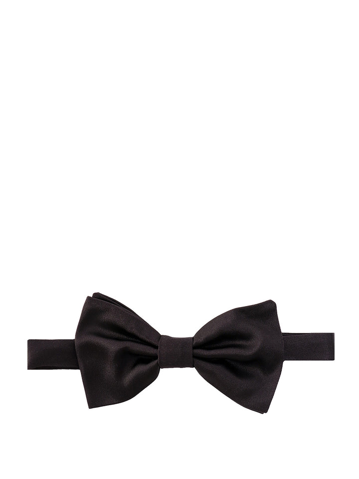 Silk bow tie