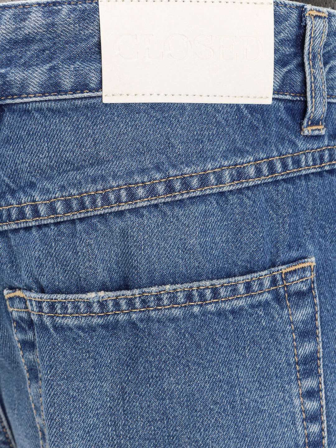 Cotton jeans with back logo patch