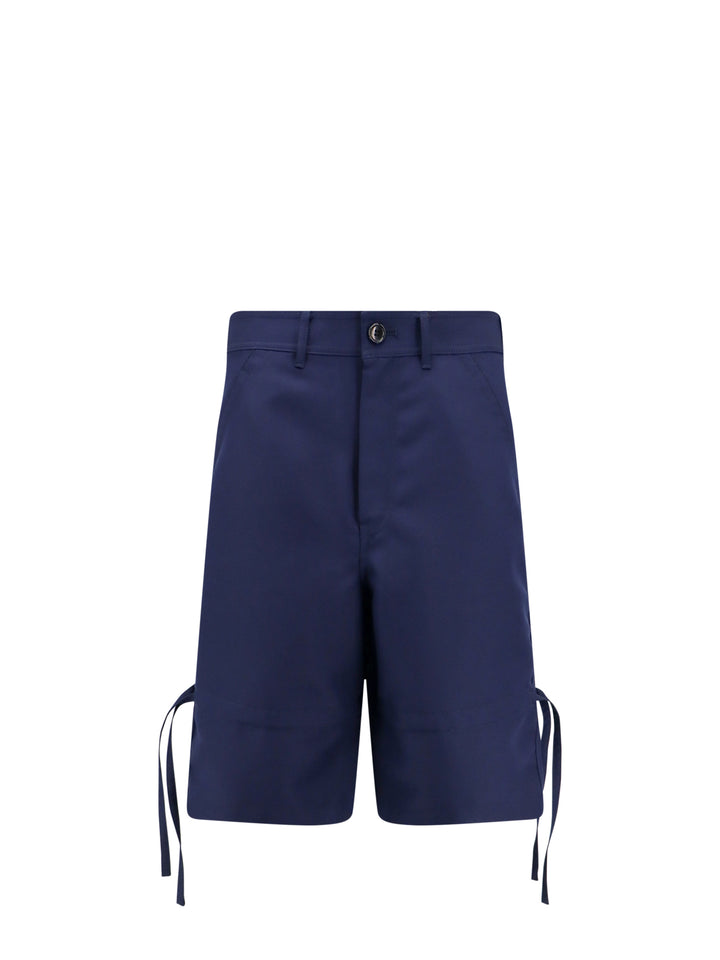 Bermuda shorts with drawstring detail on the bottom