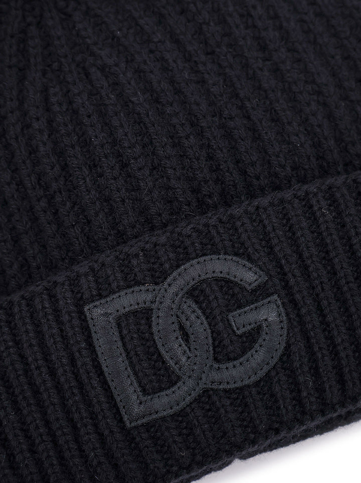 Cashmere hat with DG patch