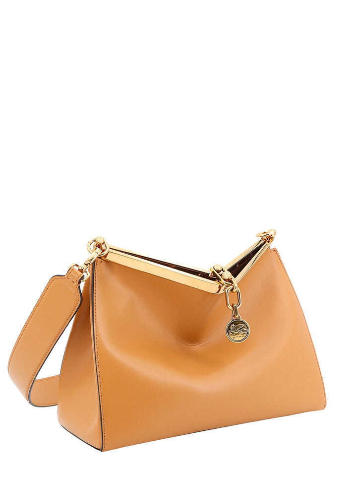 Leather shoulder bag with Pegaso charm