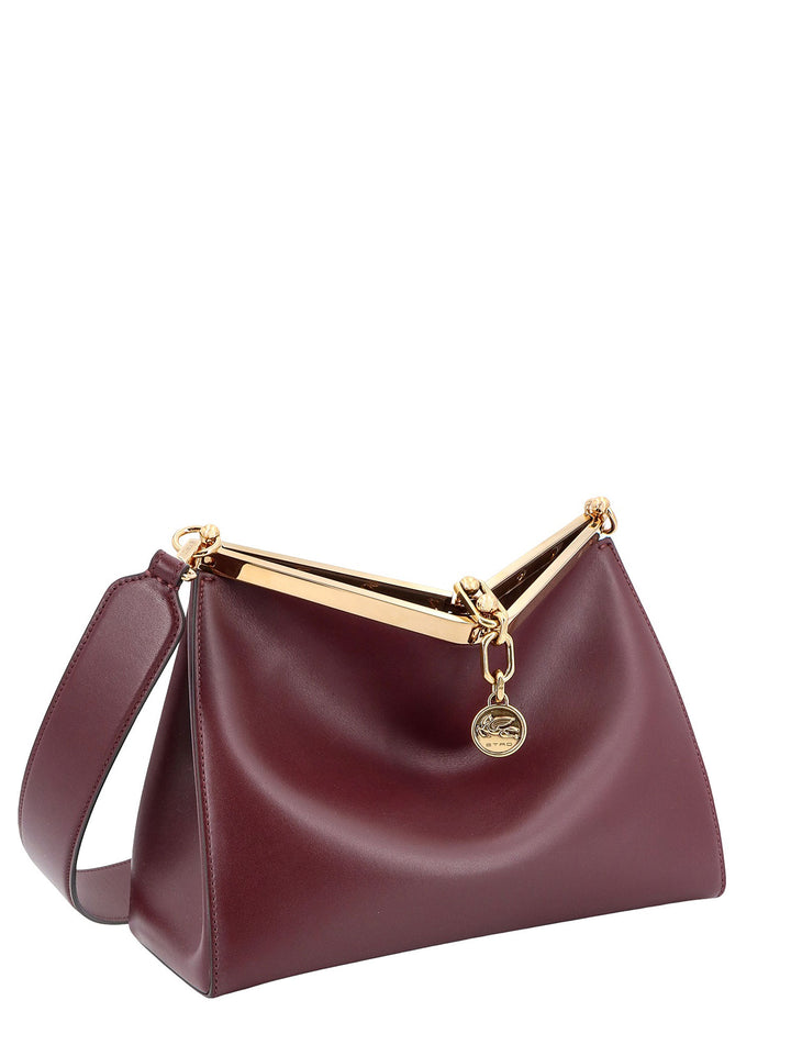 Leather shoulder bag with Pegaso charm