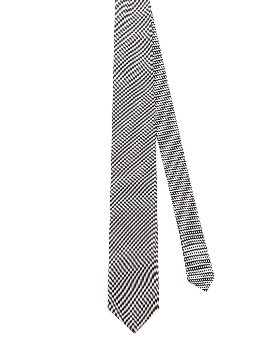 Silk tie