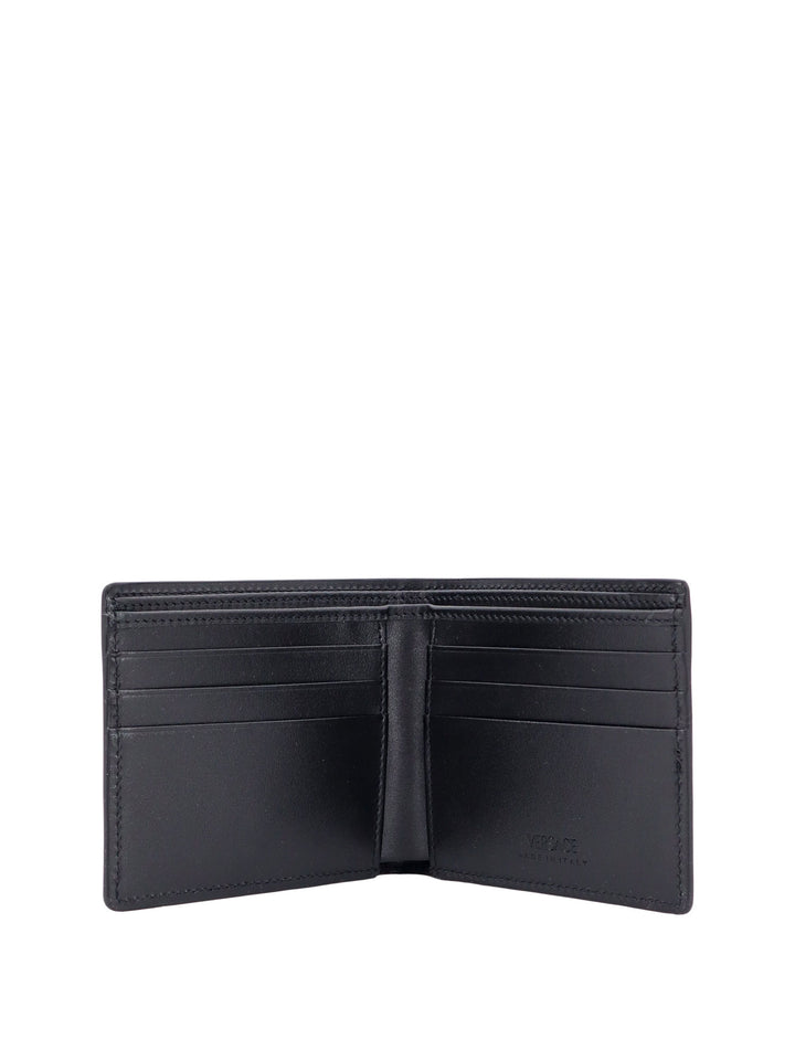 Leather wallet with iconic metal Medusa