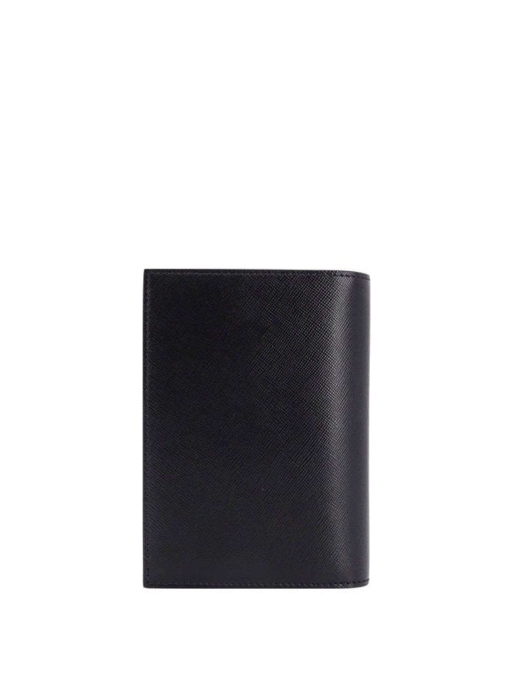 Leather passport holder