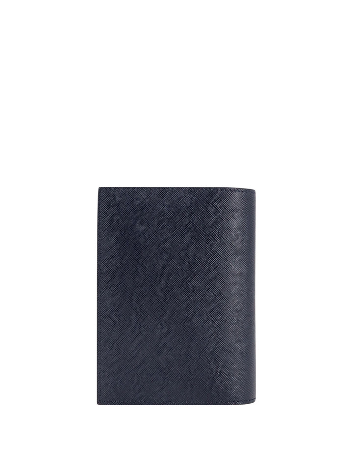 Leather passport holder