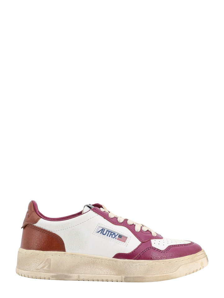 Low-Top bicolor leather sneakers