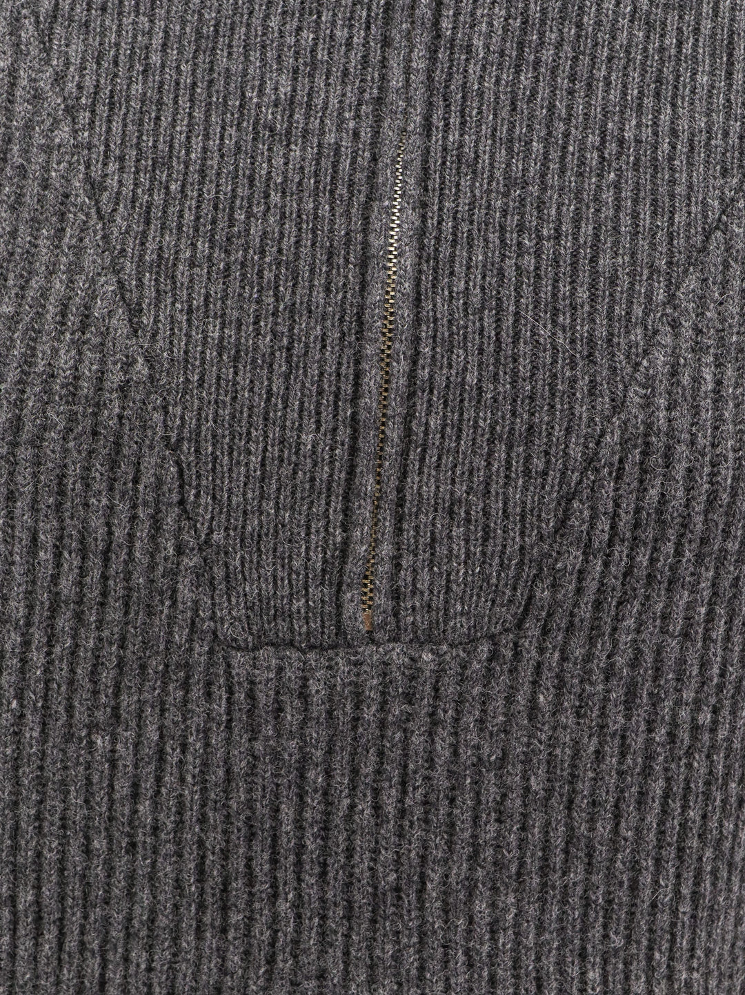 Ribbed wool and cashmere sweater