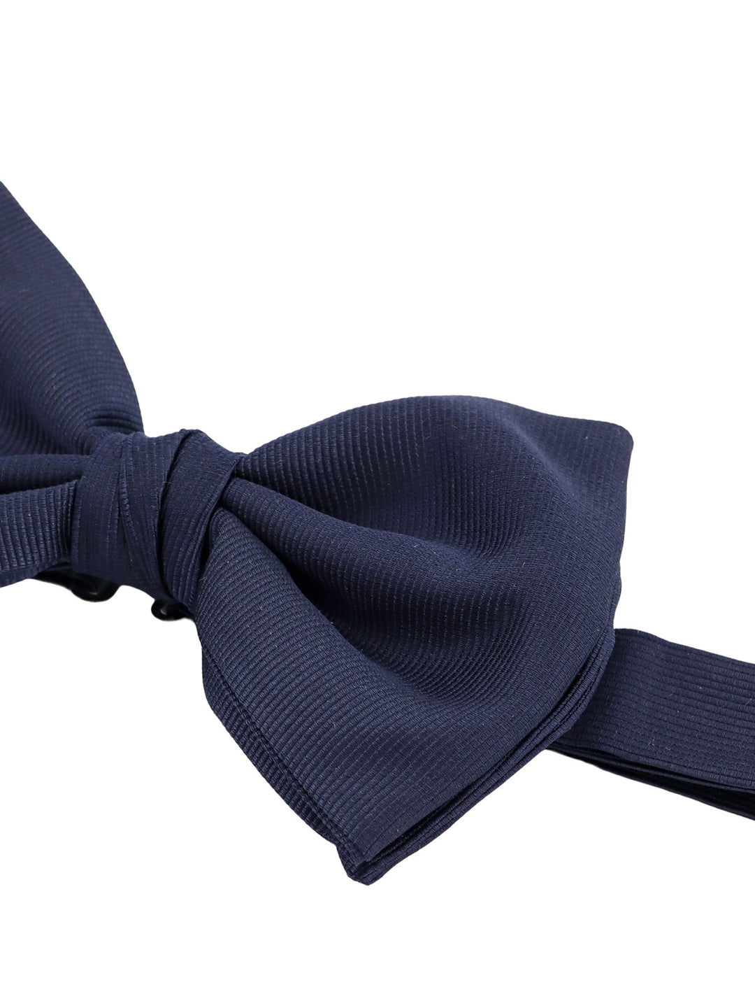 Silk bowtie