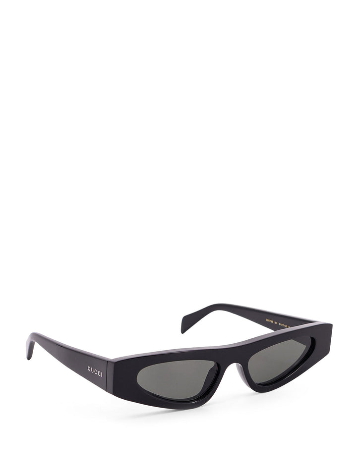 Acetate sunglasses with engraved logo on the side