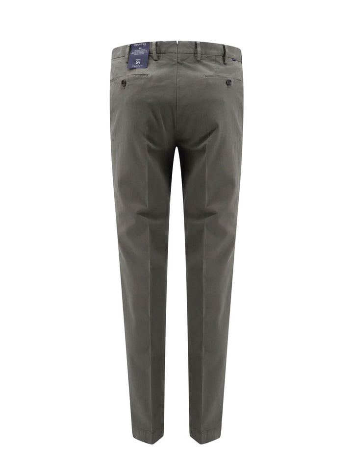 Tapered Fit cotton trouser with pinces and logo tag