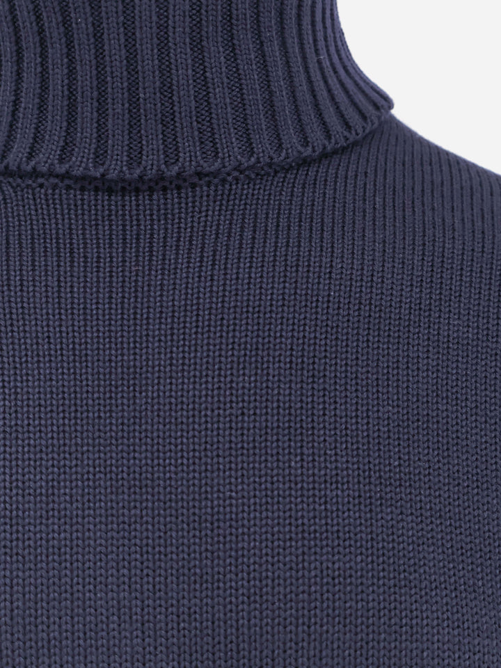 Ribbed virgin wool sweater