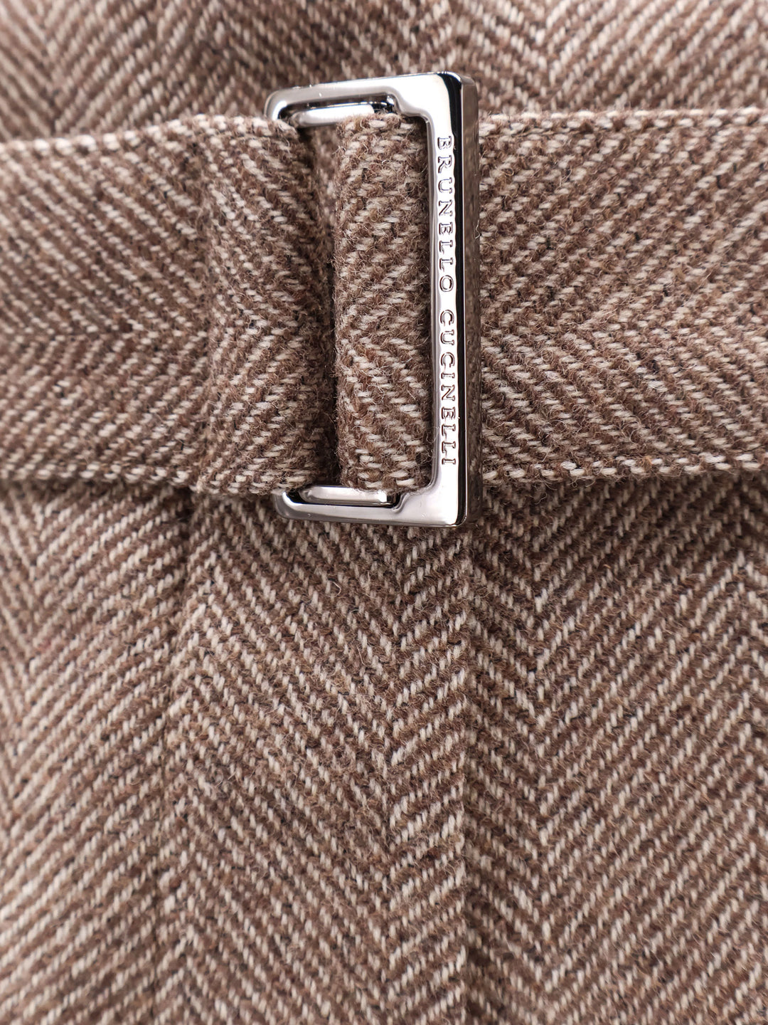 Herringbone wool trouser with belt and metal buckle