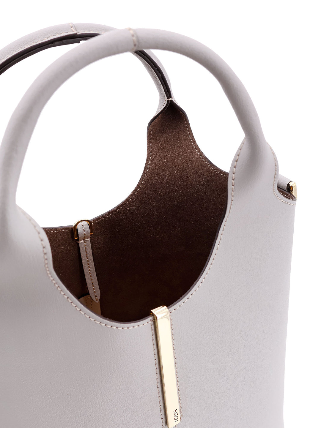 Leather handbag with metal detail on the front