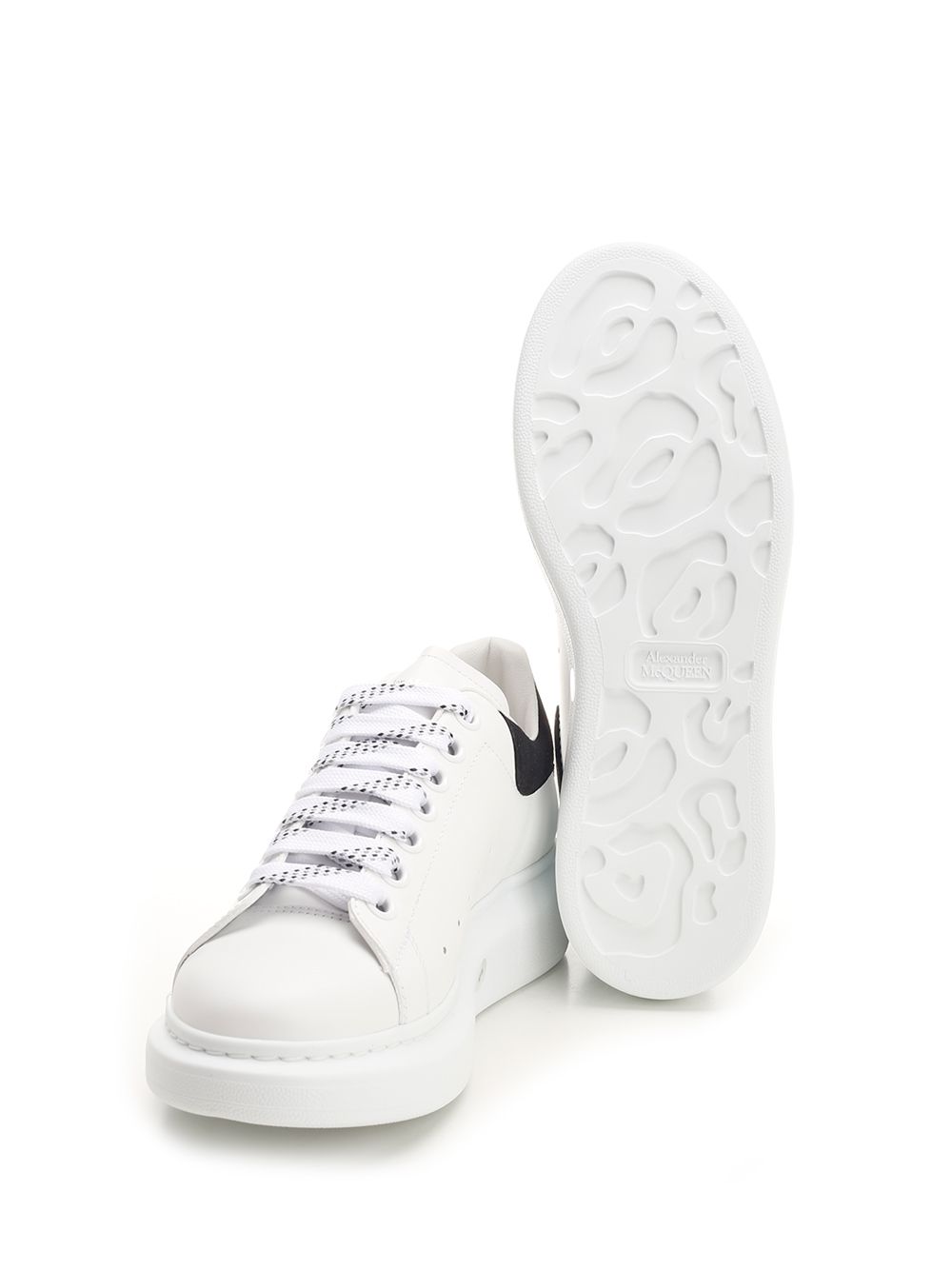 Mcqueen Oversized  With Black Heel Sneakers - White | 8445fae565a316160537c80f891c9dd399ebd995