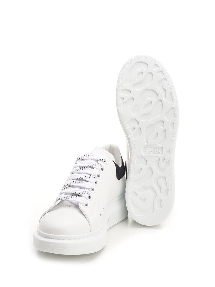 Mcqueen Oversized  With Black Heel Sneakers - White | e923da537e8f8c757152765bcc49961fb571af3e