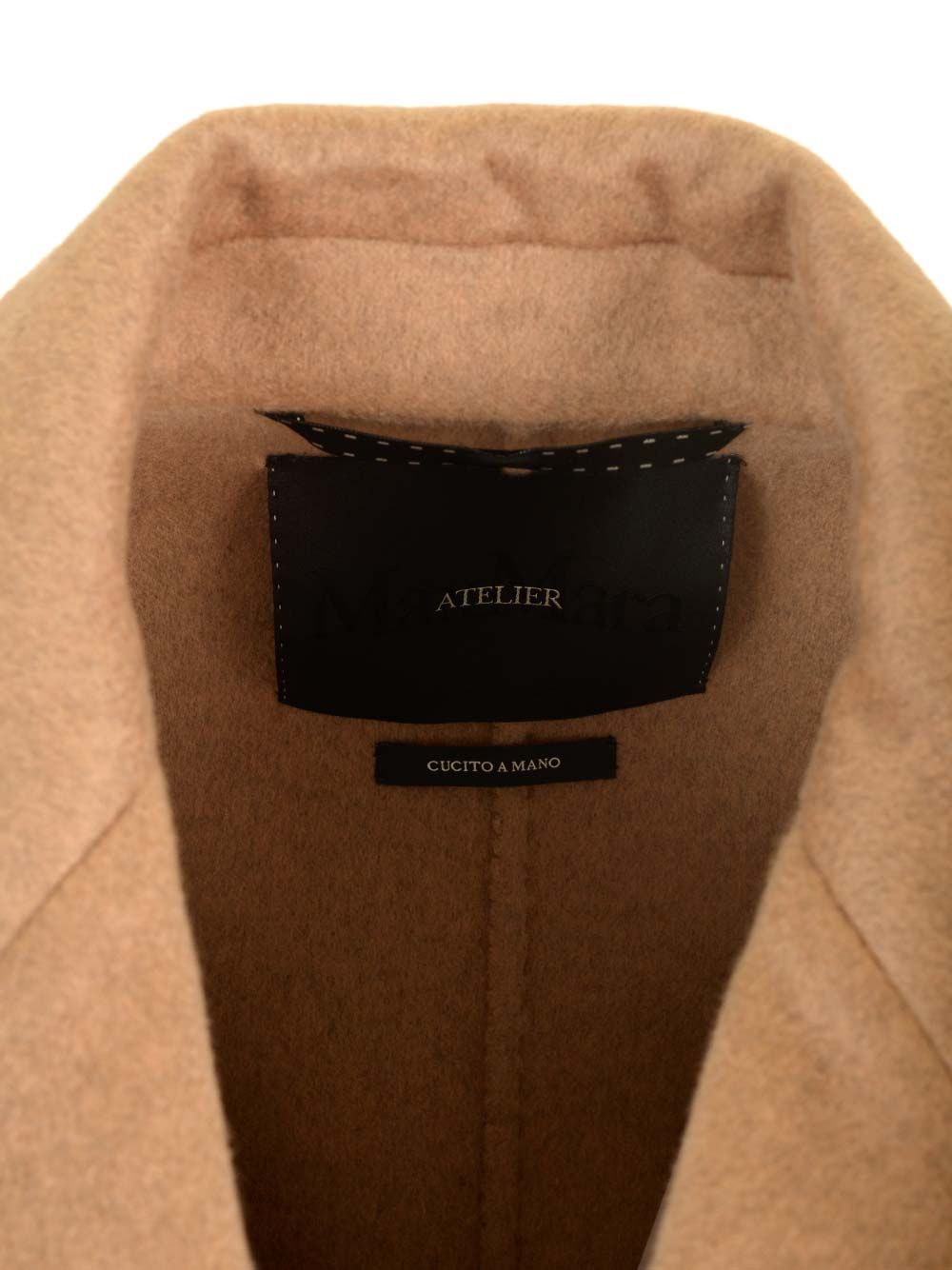 Max Mara Valle Coats - Beige | ae0b085ca8f42bb48890b6b2c71e11d2f114ab5e
