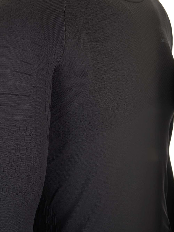 Mm6 Maison Margiela Mm6 X Salomon Gore-Tex Long Sleeve T-Shirt Knitwear - Black | 804d5d8596f675c2b4e1e0bff93d65cc9c9ebb59