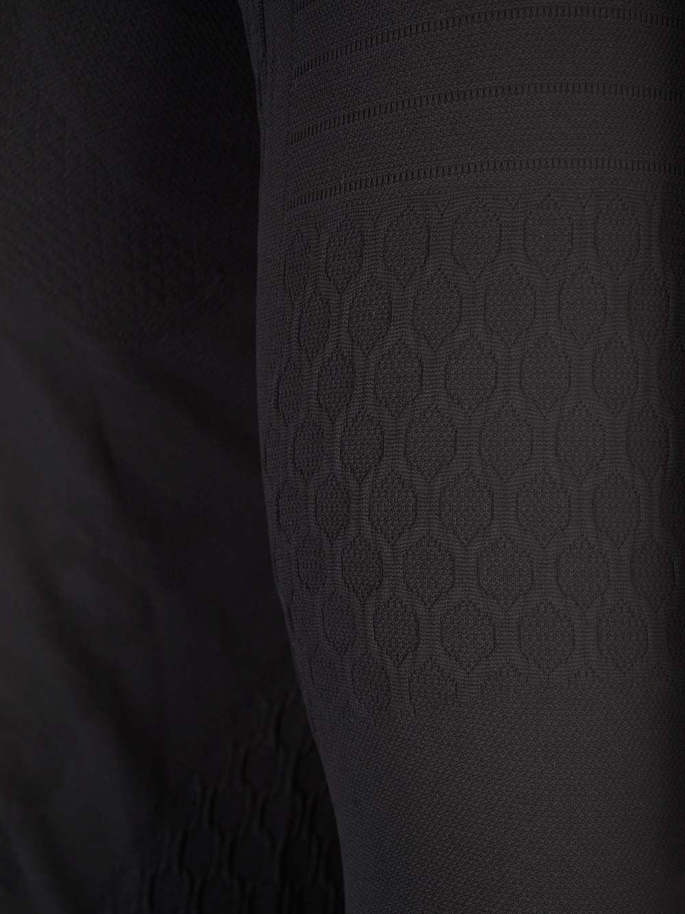 Mm6 Maison Margiela Mm6 X Salomon Gore-Tex Long Sleeve T-Shirt Knitwear - Black | e7cf88bda9e4519de73c056b540aca575d7d06d0