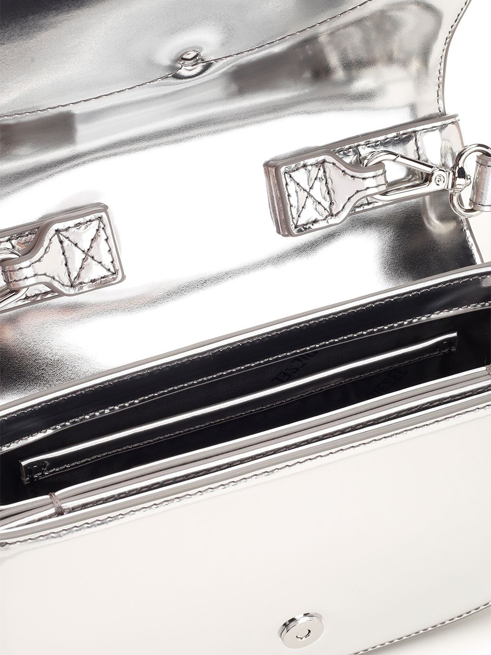 Diesel 1dr Shoulder Bags - Silver | 7cdbe4cb9e6bd30cdaf2e6049e4e83a88440dc96