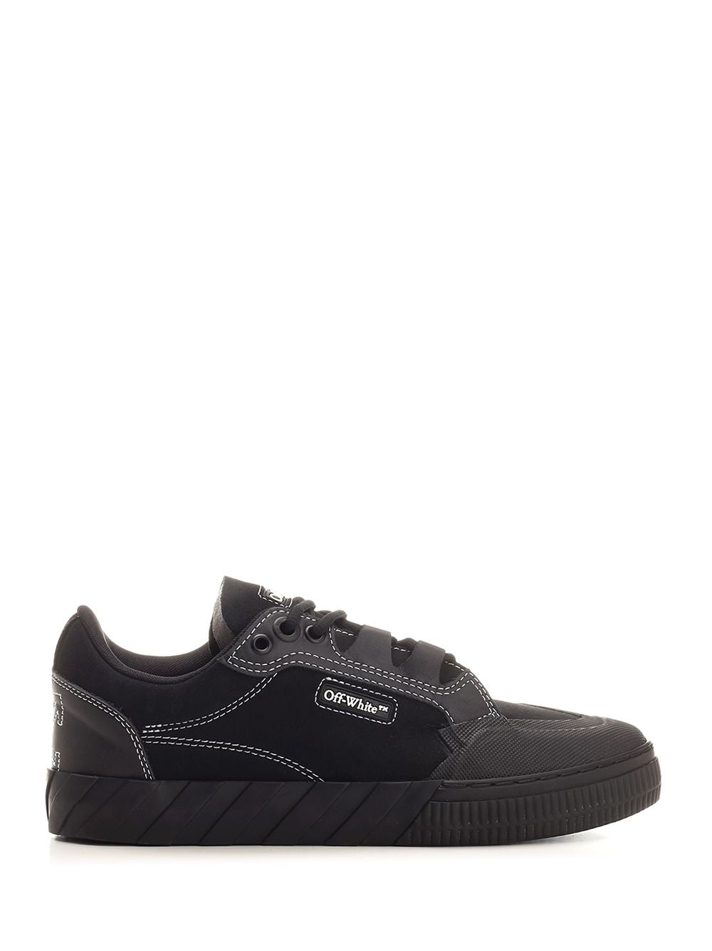 Off-White Vulcanized 779 Sneakers - Black | 8e0dad7b5eeb765d1809f4547dc27236d4e5efe7