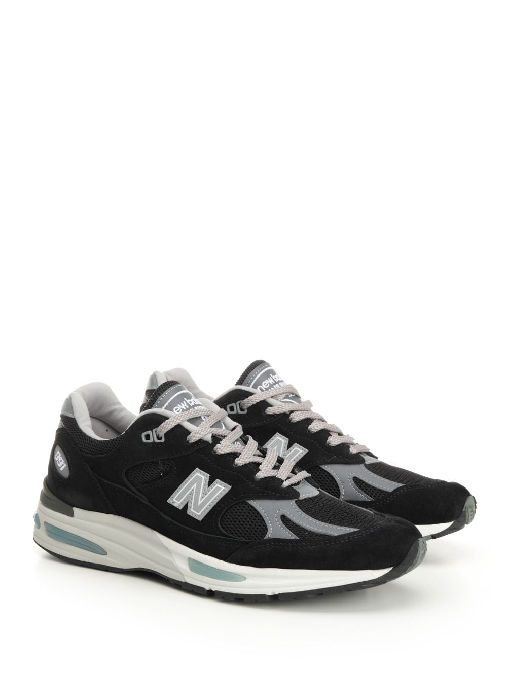 New Balance 991 Sneakers - Black | a2e8c3f8c516d5ef47a257e7ff6b5079b3a5f3c9