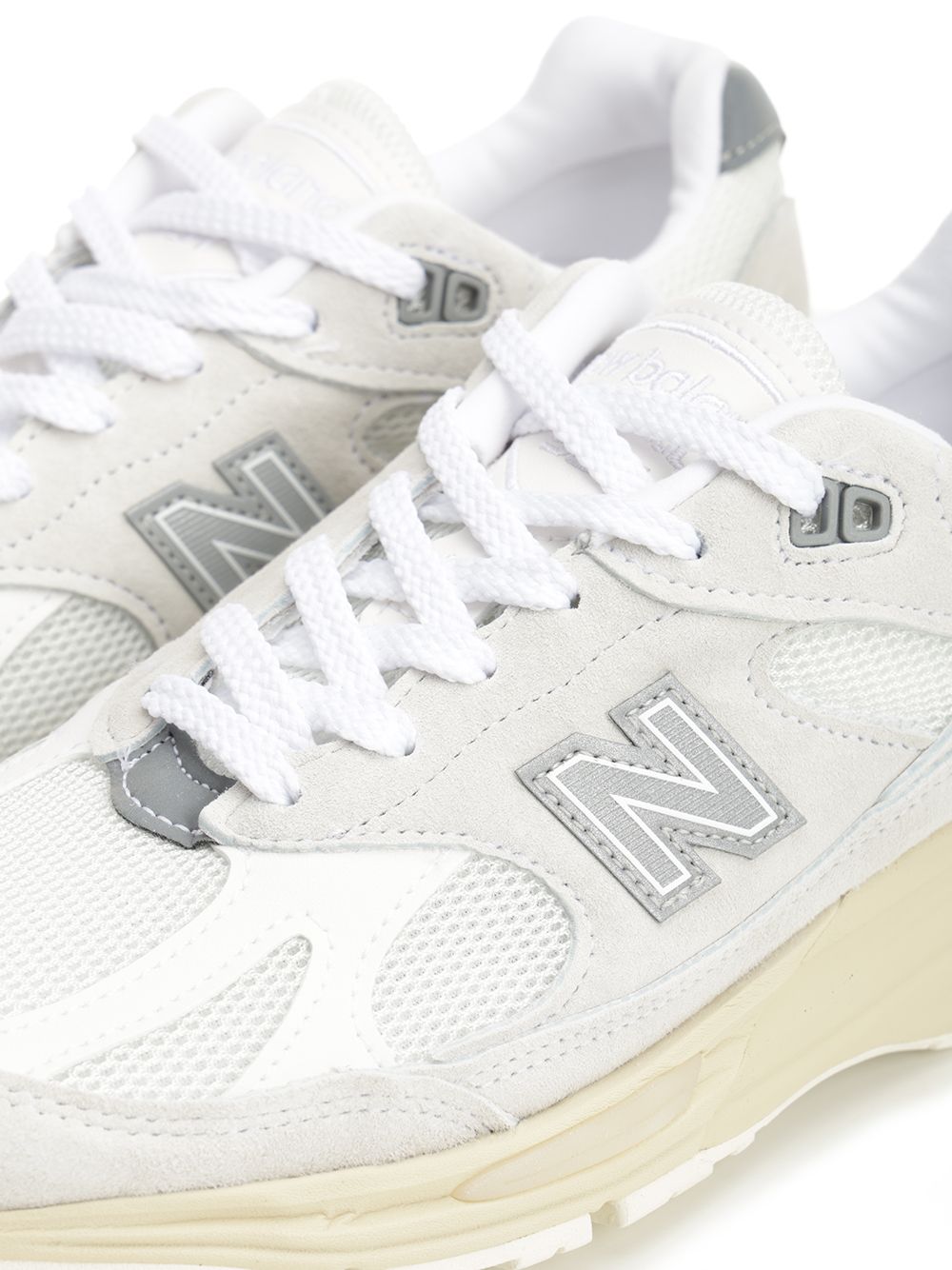 New Balance 991 Sneakers - White | 443b26383e0a4d0b3032200ffde1fa0c6e108778