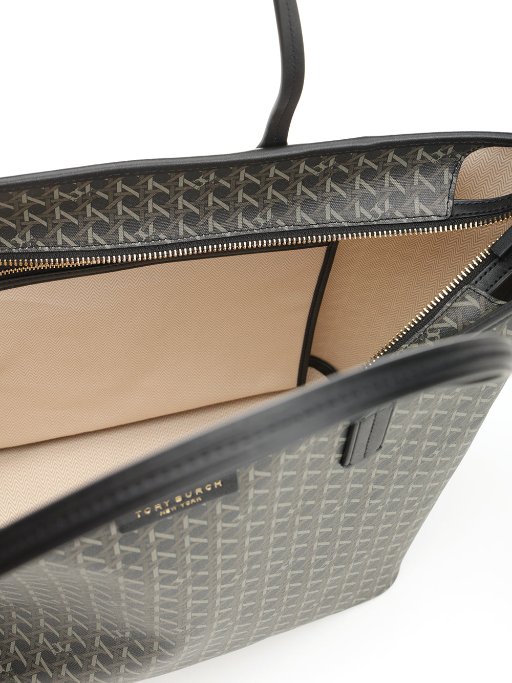 Tory Burch Ever-Ready Shoulder Bags - Black | aeb66f5688c13291b395c8bbd68f01f1a767be47