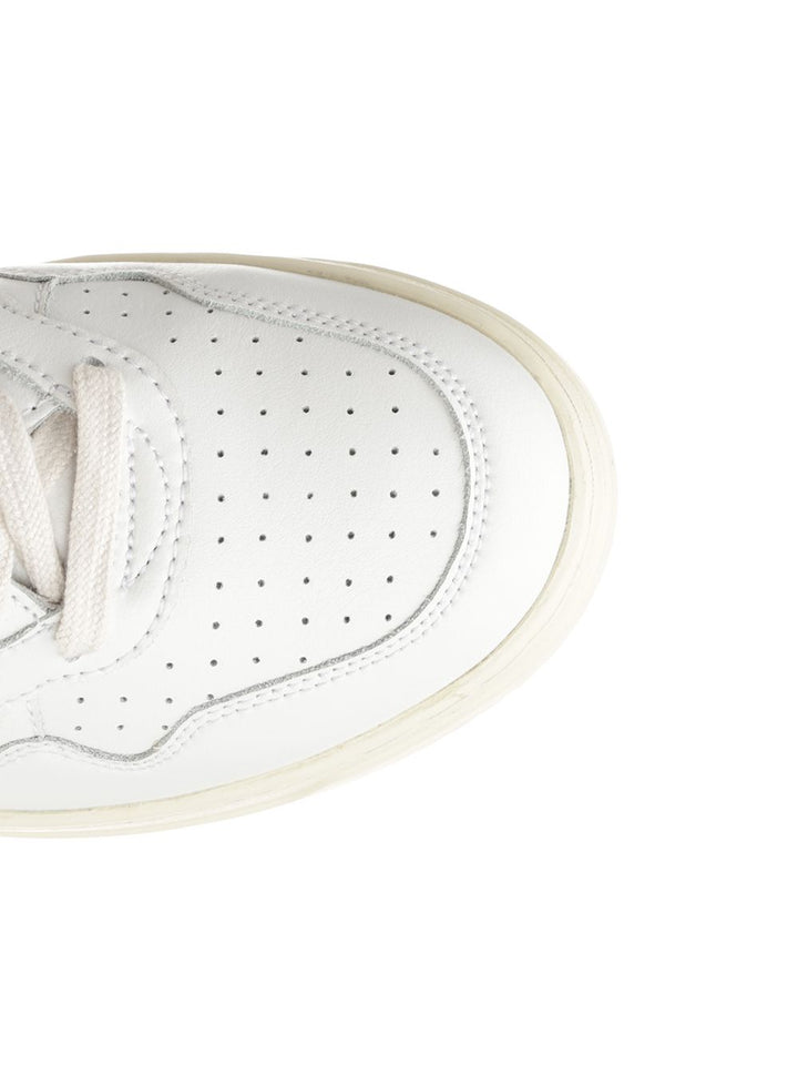 Autry  Medalist Low Sneakers - White | ded1f110dd13827ce2aed6ba59e66d4a33397eb2