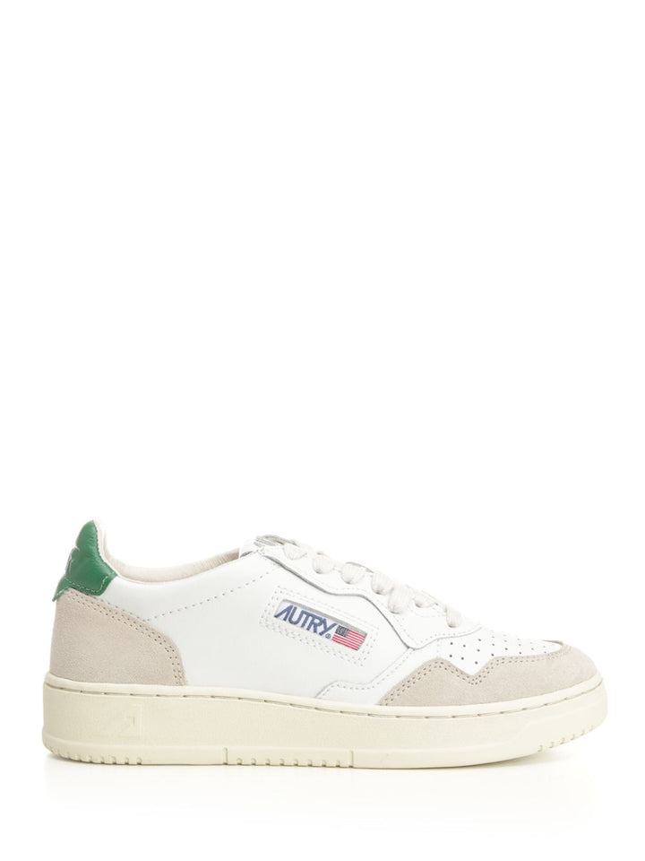 Autry  Medalist Low Sneakers - White | f195e55334b1cf1dec13c15f94bdeb33b9ec2d7c