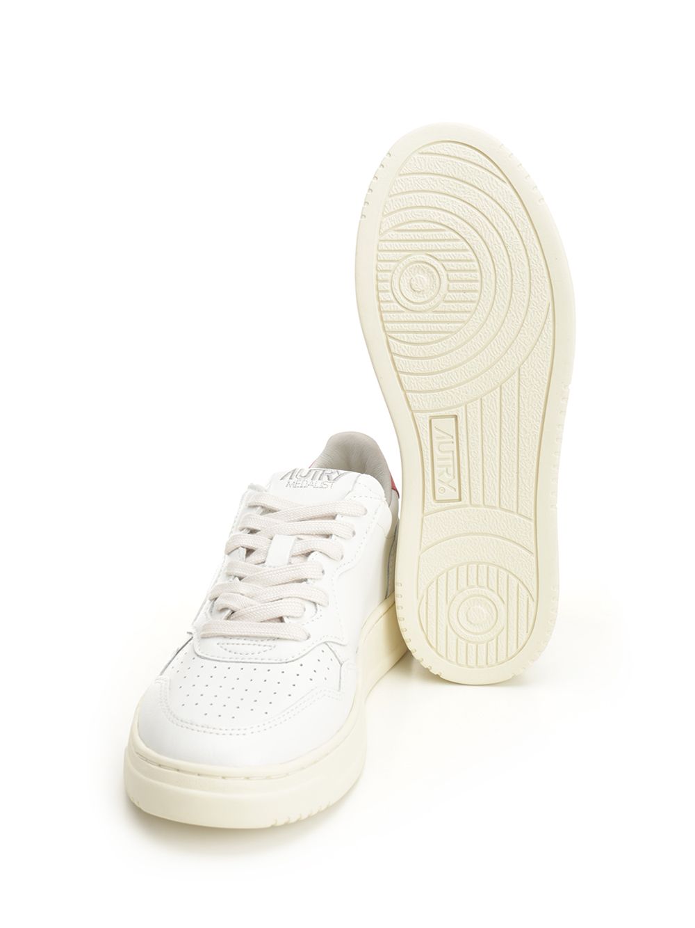 Autry  Medalist Low Sneakers - Gold | 0453a82baaa1566f63a65bbe125b49ebb0d2eb8e