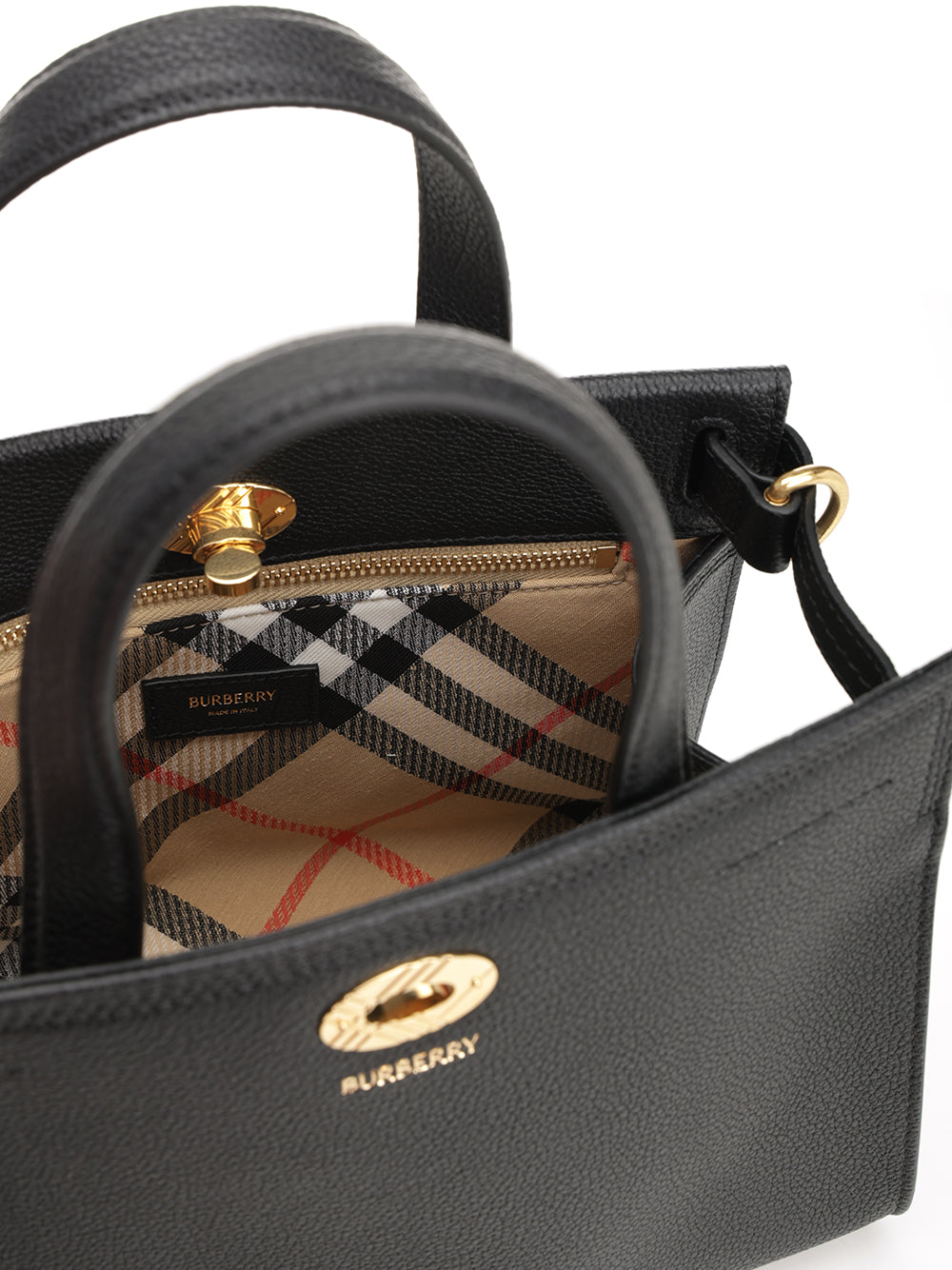 Burberry Cotswolds Handbags - Black | c2f5fc8a869a0e5999c151b72ecd5512f5f15014