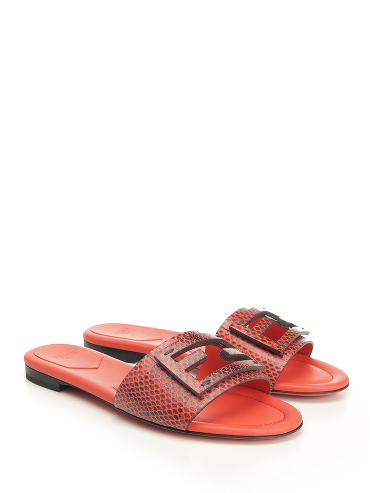 Fendi Baguette Scarpe basse - Red | 68c2e2d8bca225f029aac682486e2eb807dd51d2