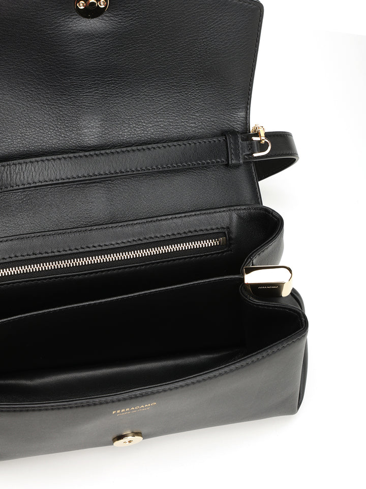 Ferragamo Shoulder Bag With Front Flap Shoulder Bags - Black | 64bf99453e7095783da503ea25055636125c4ab9