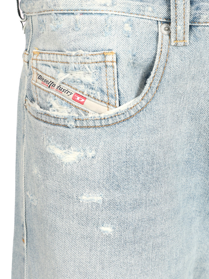 Diesel 2001 D-Macro 0dbeb Jeans - Light blue | ce5c4669eb4fce9ac5428c160b9f301fb1d706e9