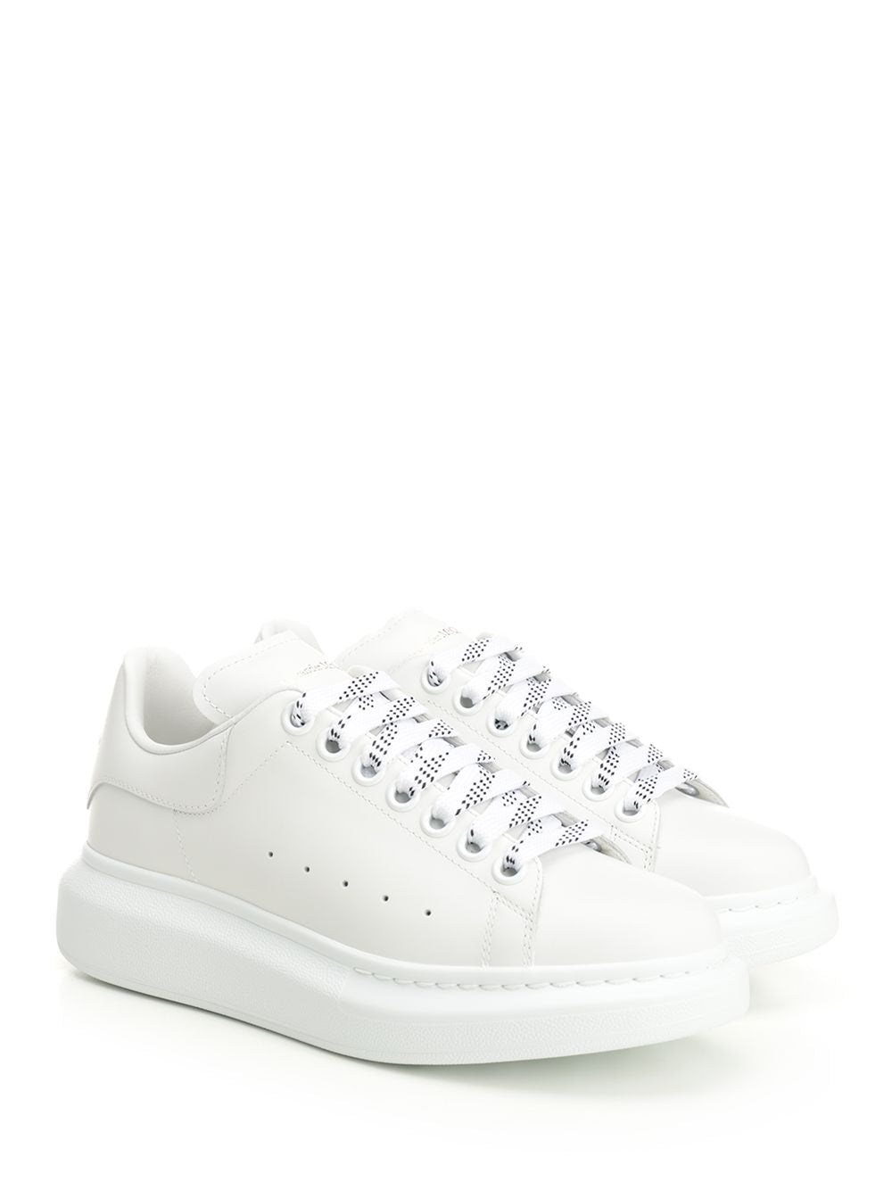 Mcqueen Oversized Calfskin Sneaker Sneakers - White | b2ae8bc02911aa7944db1d2c7ec596aea00629f7