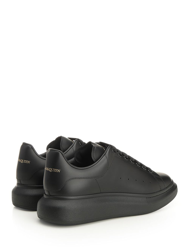 Mcqueen Oversize Sneakers - Black | 7d7e9a74eb8d2515f6b811224793e904c10637f9