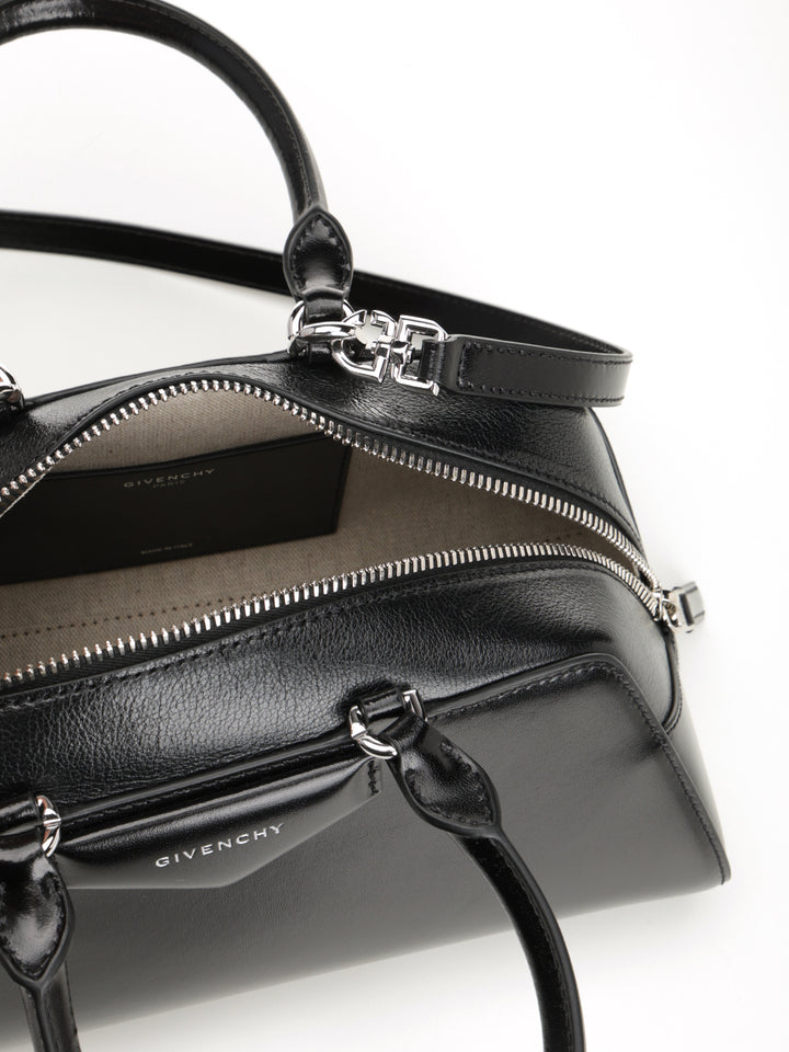 Givenchy Antigona East-West Handbags - Black | 6f4a722426cbbe23408db88e0e65b6c5aa08a72b