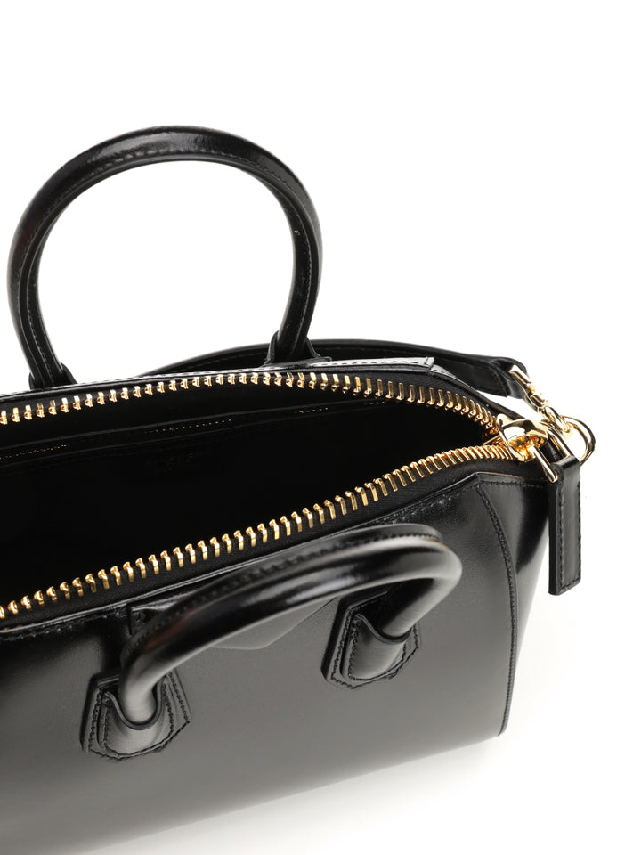 Givenchy Antigona Handbags - Black | 96598978494b5df18775126a86f8f703eab44718