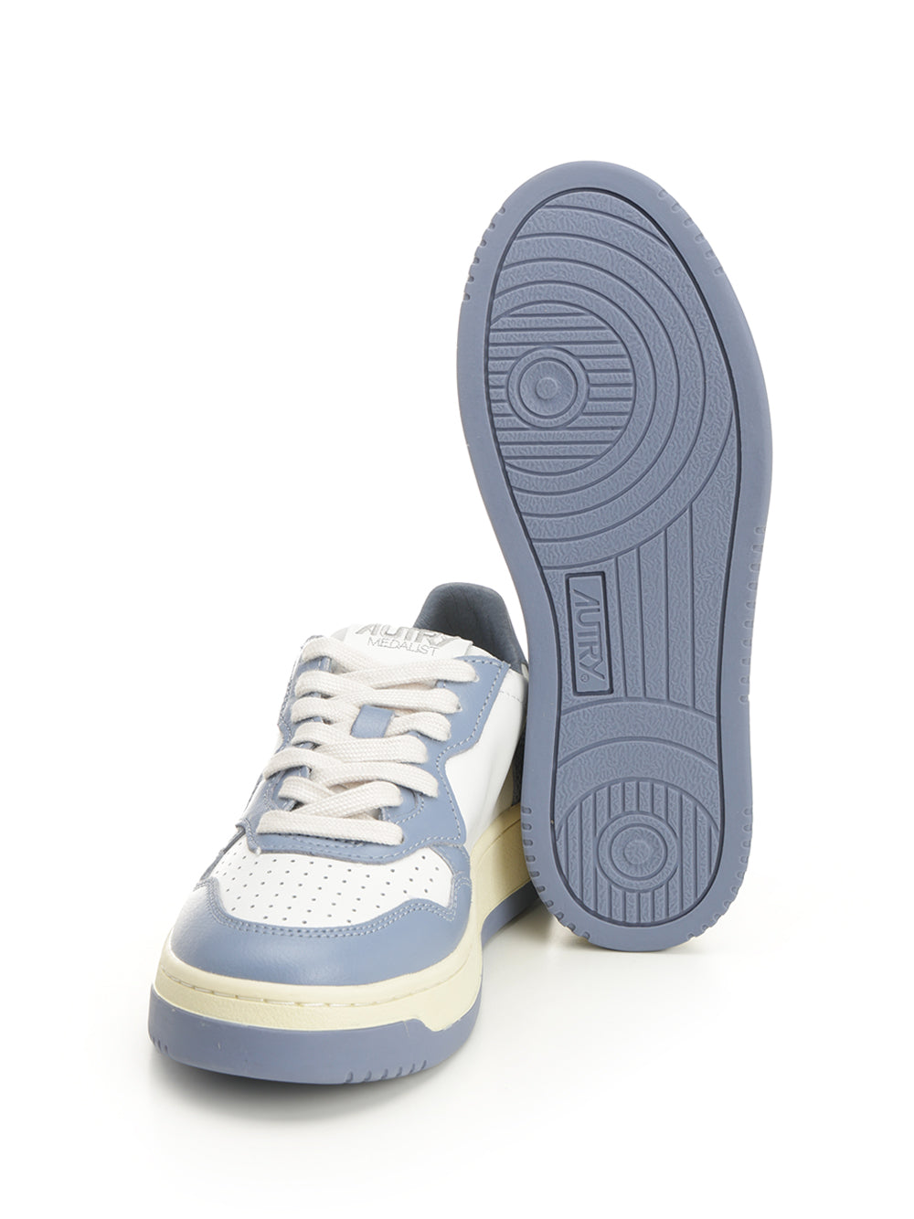 Autry  Medalist Low Sneakers - Light blue | f930f06d7201043f545e977f75e8fc7a1090f27c