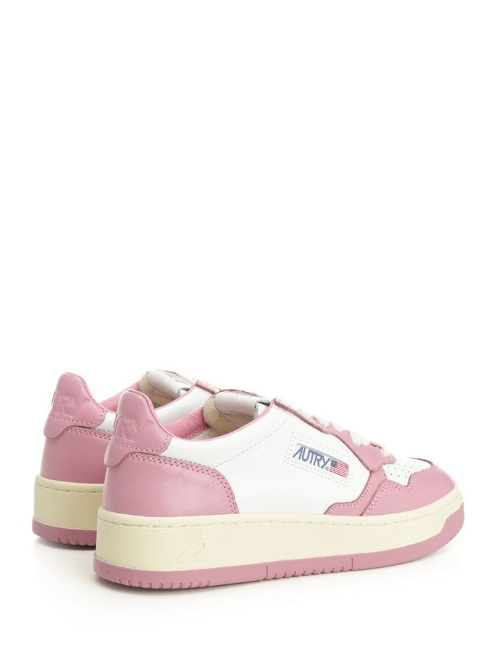 Autry  Medalist Low Sneakers - Rose | 7ad4cb60a6e40c64738d918f4ca26336cda27ffa