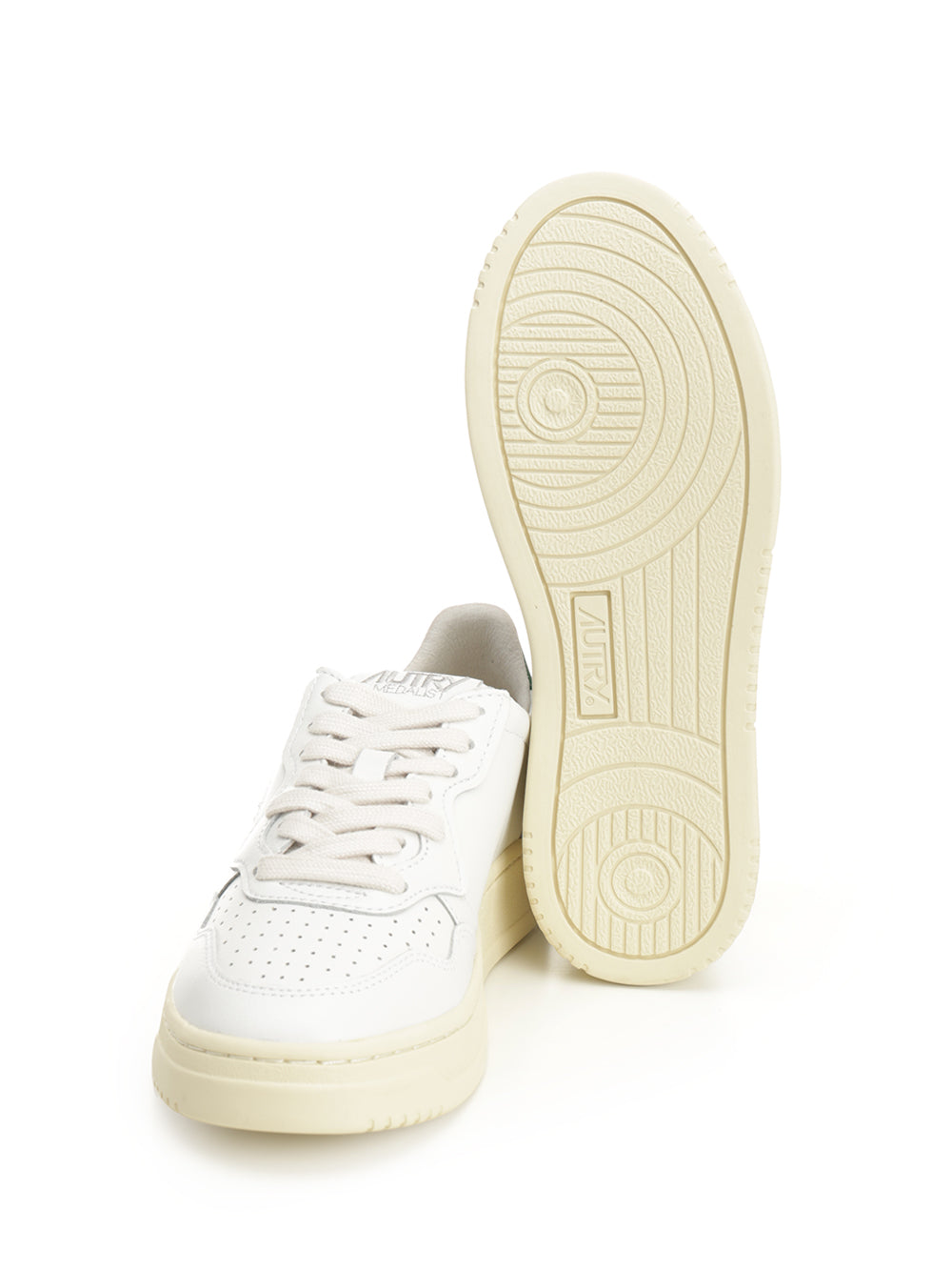 Autry  Medalist Low Sneakers - White | 540e393ea80e30ef7b275535e7652a0d93698466