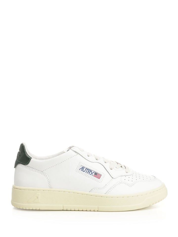 Autry  Medalist Low Sneakers - White | ba12d837ff04550c65d8c140df718629e389a35f