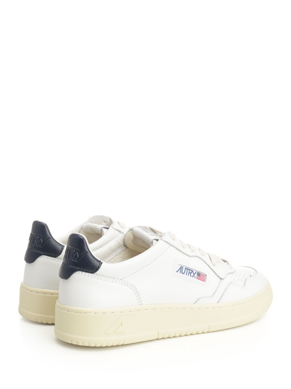 Autry  Medalist Low Sneakers - White | 1566808d5158717c9dc9ac6905bca53e0df5ee26