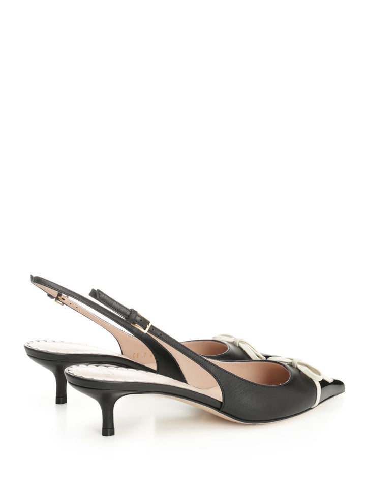 Valentino Garavani Bepointy Pumps - Black | b1a93faccf7a2741b93b5de105cd296b0c23a971