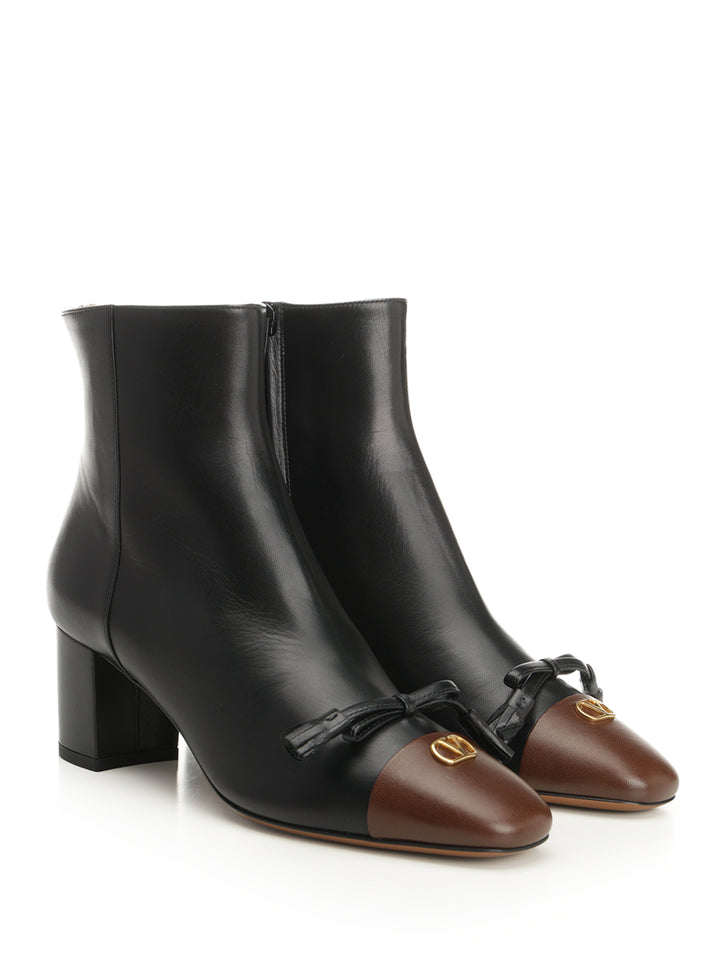 Valentino Garavani Valet Du Roi Ankle Boot Boots - Black | ccccae43ed95f8012d9db0828288675c853512fa