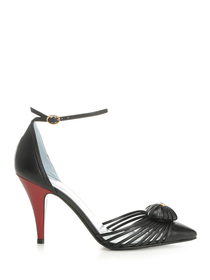 Valentino Garavani Sandal Royal Pumps - Black | 6f2b861223e38b0278d5f5ab6c3908a94fa49e40